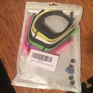 8 Fitbit replacement bands